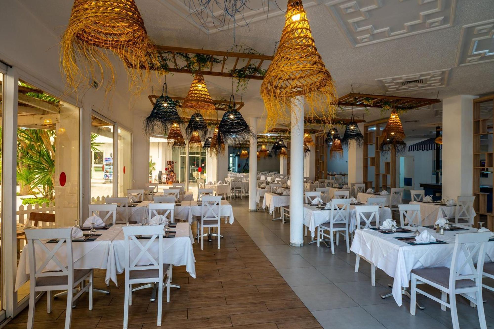 Hotel Golden Tulip President Hammamet Esterno foto